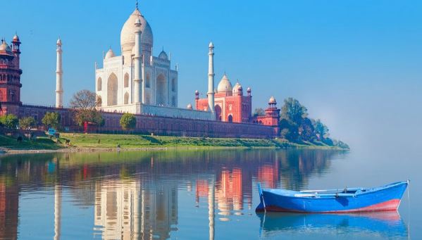 ताज में जलाभिषेक होगा कि नहीं? अदालत में सुनवाई फिर टली, अगली तारीख 2 सितंबर