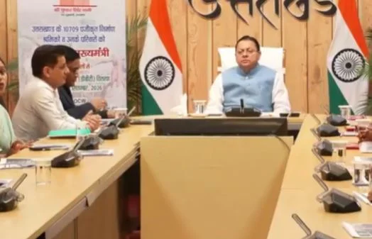 देहरादून: पंजीकृत श्रमिकों और उनके परिवारों को बड़ी राहत, CM ने डीबीटी से सीधे खातों में भेजी वित्तीय सहायता