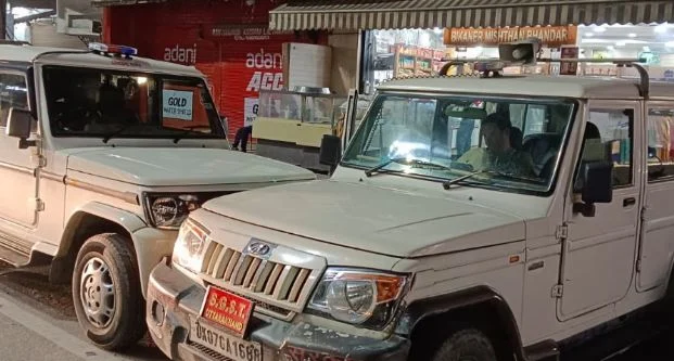 हरिद्वार- रुड़की में कार्रवाई: व्यापारिक प्रतिष्ठानों के 3 ठिकानों पर GST की टीम का छापा, 38 लाख जमा