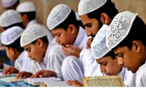 उत्तराखंड: प्रदेश में मान्यता न लेने वाले मदरसों के खिलाफ प्रशासन ने शुरू की कार्रवाई, दो रुद्रपुर में सील