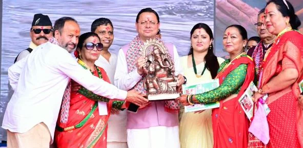 देहरादून: हरितालिका तीज उत्सव का सीएम धामी ने किया शुभारंभ, सरकारी स्तर पर भव्य रूप से आयोजन की घोषणा