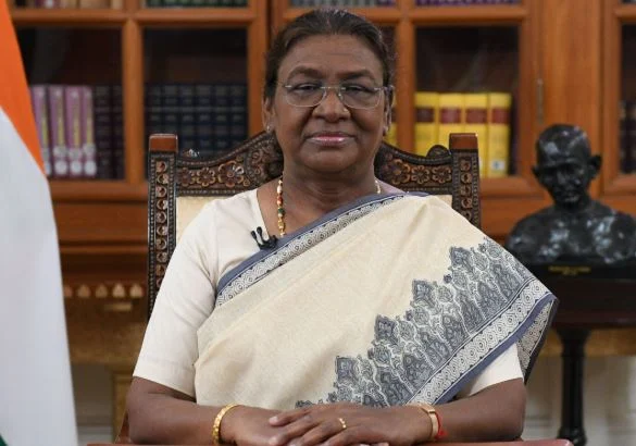 शिक्षक दिवस: राष्ट्रपति मुर्मू का गुरुजनों के नाम संदेश, नई तकनीक और पढ़ाने के तरीकों पर कही ये बात