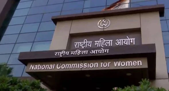 अमरोहा: विधायक के फार्म हाउस पर दुष्कर्म को लेकर महिला आयोग सख्त, डीजीपी से मांगी रिपोर्ट