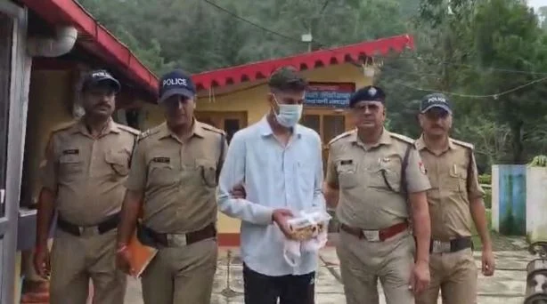 भवाली: 15 लाख के जेवर चोरी का खुलासा, पुलिस ने आरोपी को गिरफ्तार कर भेजा जेल