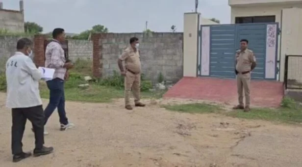 जयपुर में खौफनाक वारदात: बिंदायका में महिला की हत्या कर जमीन में दफनाया शव, एफएसएल ने जुटाए अहम सबूत, पति फरार