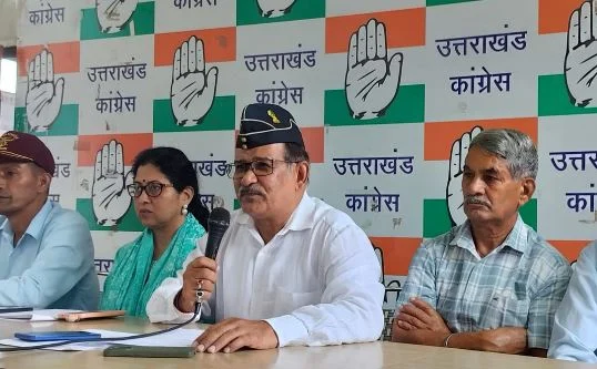 देहरादून- गणेश जोशी के बयान पर कांग्रेस का पटलवार: राम सिंह नेगी बोले- सैनिकों की शहादत पर कर रहे वोट की राजनीति
