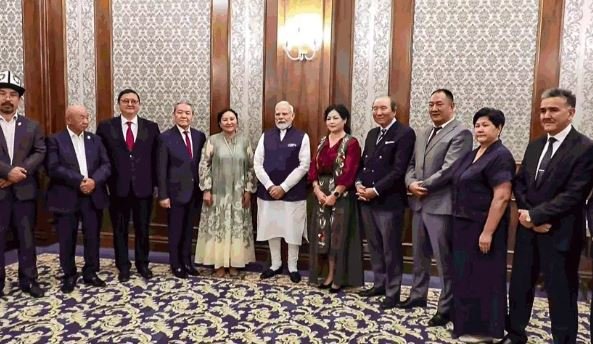 किर्गिस्तान दौरा- PM मोदी ने ईरान के राष्ट्रपति पेजेशकियन से की द्विपक्षीय बैठक, कई मुद्दों पर हुई चर्चा