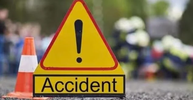 देहरादून: सुभाष नगर चौक पर ट्रक और बाइक की टक्कर, महिला की मौत, पति-बेटा घायल