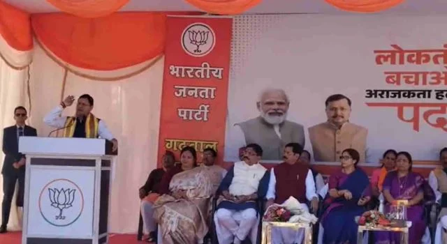 श्रीनगर: सीएम धामी का कांग्रेस पर निशाना, बोले-पहले अपने शासनकाल का हिसाब दें, युवाओं के साथ किया खिलवाड़