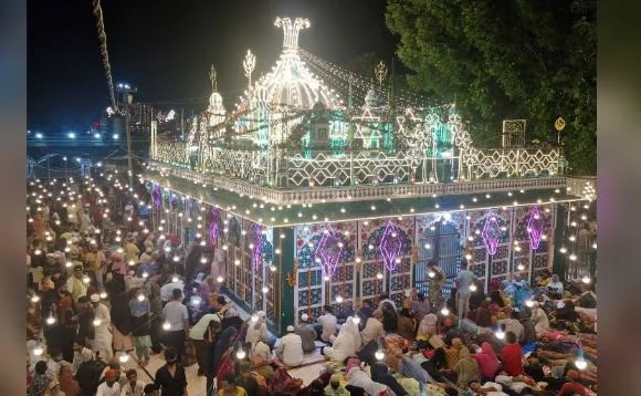 रुड़की: पिरान कलियर दरगाह से वायुसेना अधिकारी का 27 वर्षीय बेटा लापता, परिसर में मिला लावारिस बैग