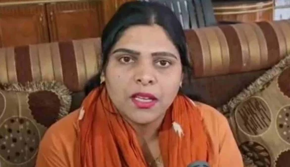 हरिद्वार: उर्मिला सनावर की गिरफ्तारी के बाद मीडिया के सामने आईं दीपिका राठौर, बोलीं-आत्महत्या तक का ख्याल आया