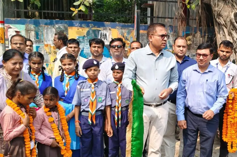 DM Flags Off Exposure Visit for Specially-Abled Students