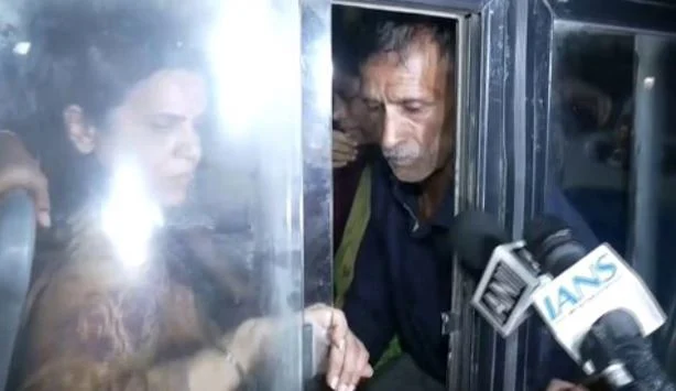अंकिता भंडारी – अंकिता भंडारी के माता-पिता को पुलिस ने हिरासत में लेकर छोड़ा, पिता बोले- देशभर में होगा आंदोलन
