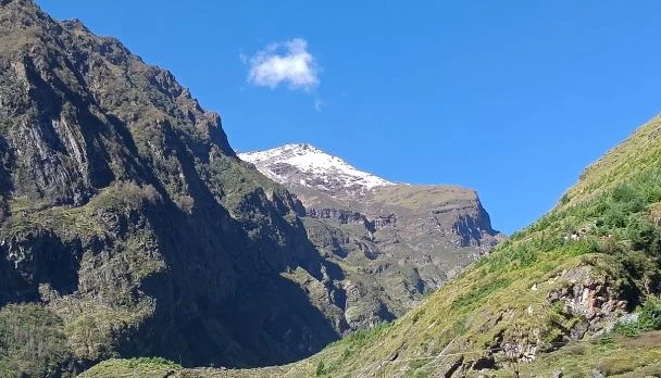 उत्तराखंड मौसम अपडेट: बारिश और तूफान का असर, पहाड़ों के साथ मैदानों में भी गिरा पारा, 14 अक्तूबर तक का जानें…